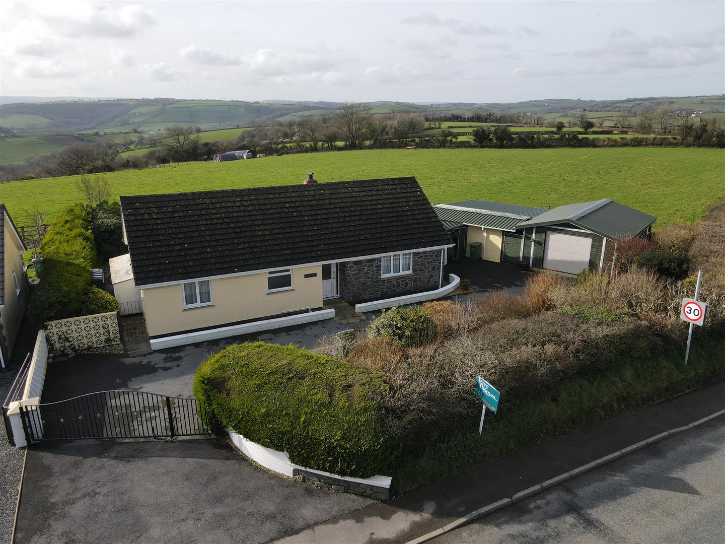 St. Clears, Carmarthen Terry Thomas & Co Estate Agents in